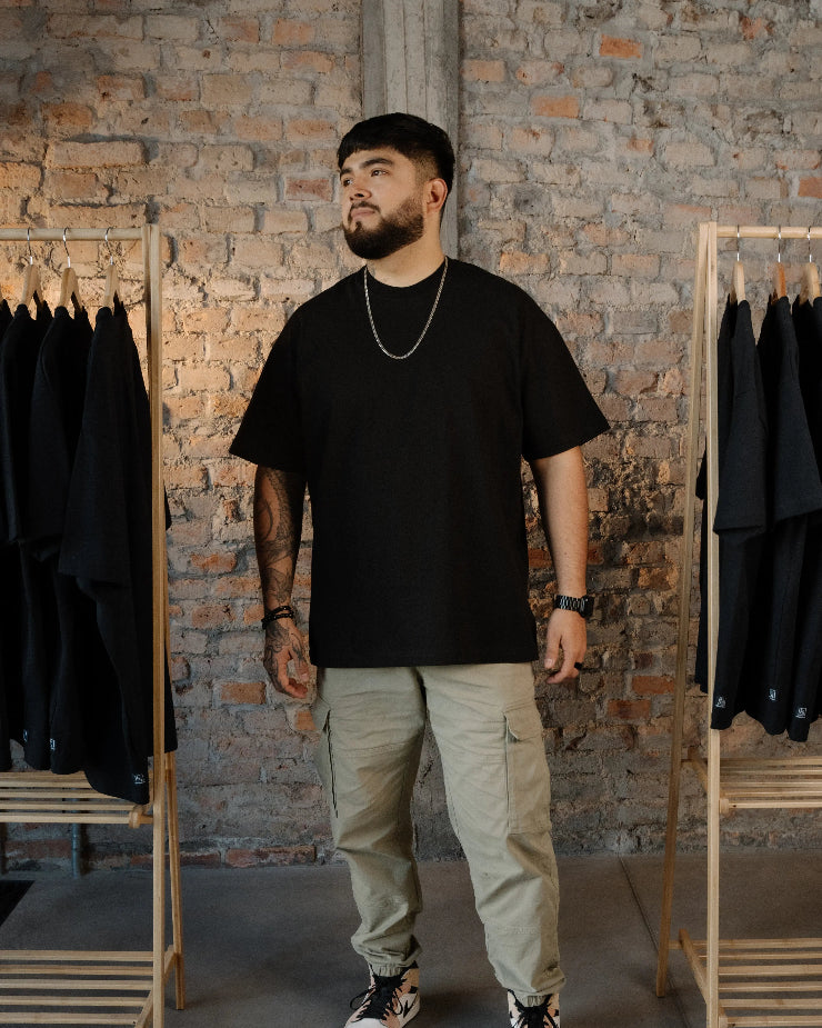 Oversized Heavy Weight - Playera Negra PREMIUM